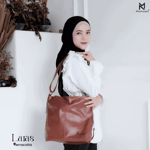 MOONZAYA LARAS - Image 4